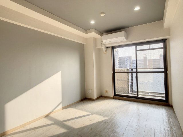 ジュネス医大東の居間・リビング