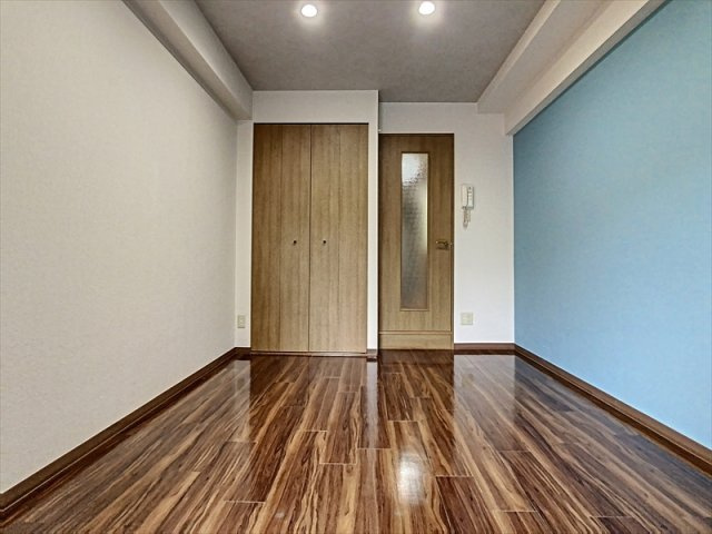 ジュネス医大東の居間・リビング