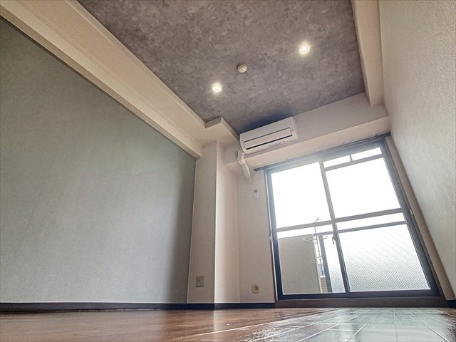 ジュネス医大東の洋室