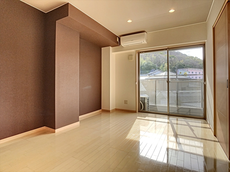 谷万成プリーモの居間・リビング