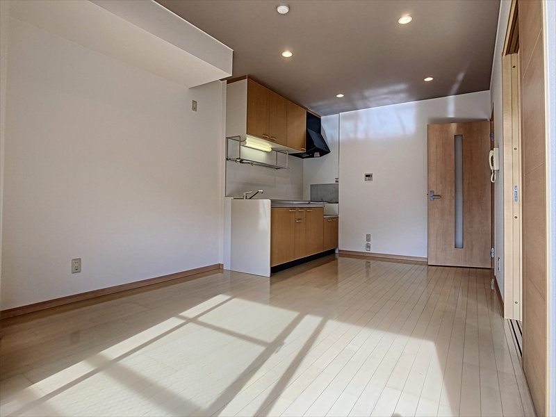 谷万成プリーモの居間・リビング