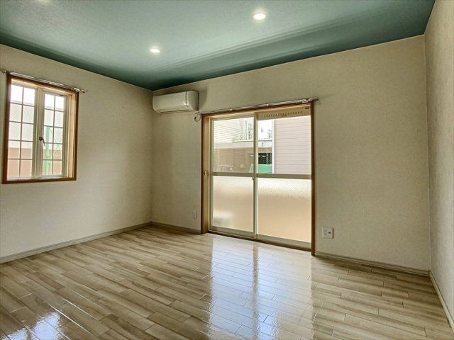 メイプルAの洋室