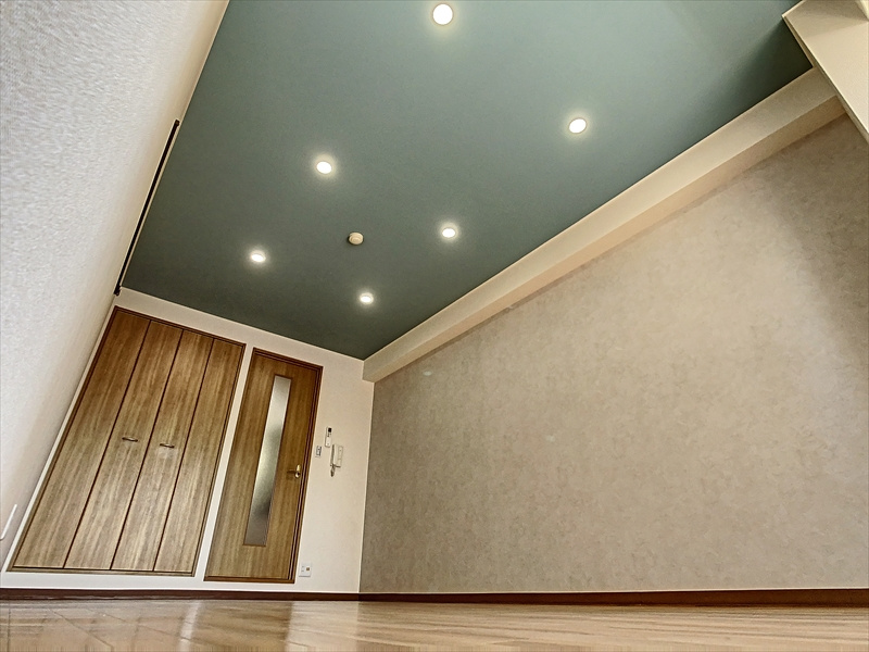 ルマンジュ平和の洋室