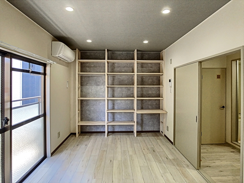 シャト・アトレーユの洋室