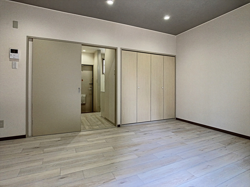 シャト・アトレーユの洋室