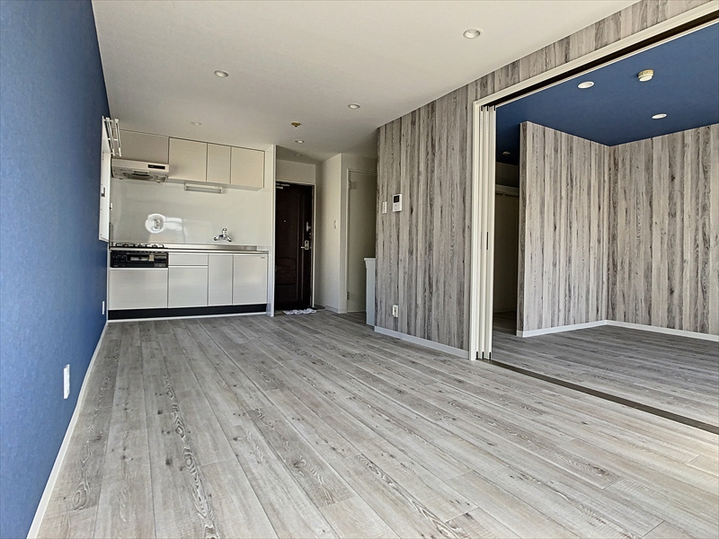 メゾン富田の洋室