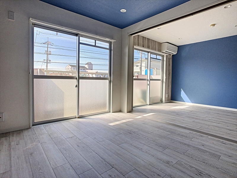 メゾン富田の洋室