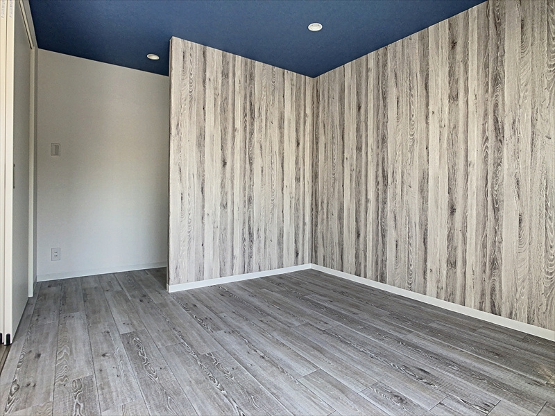 メゾン富田の洋室