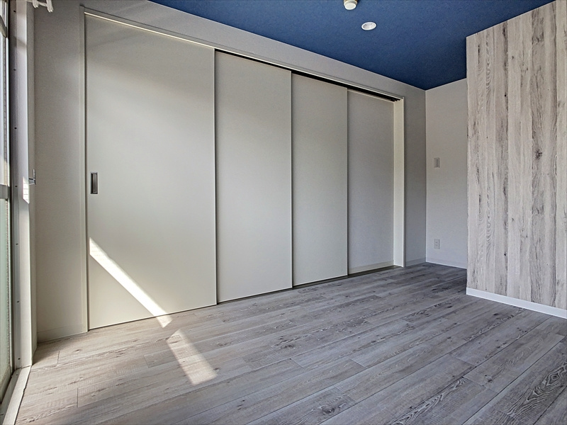 メゾン富田の洋室