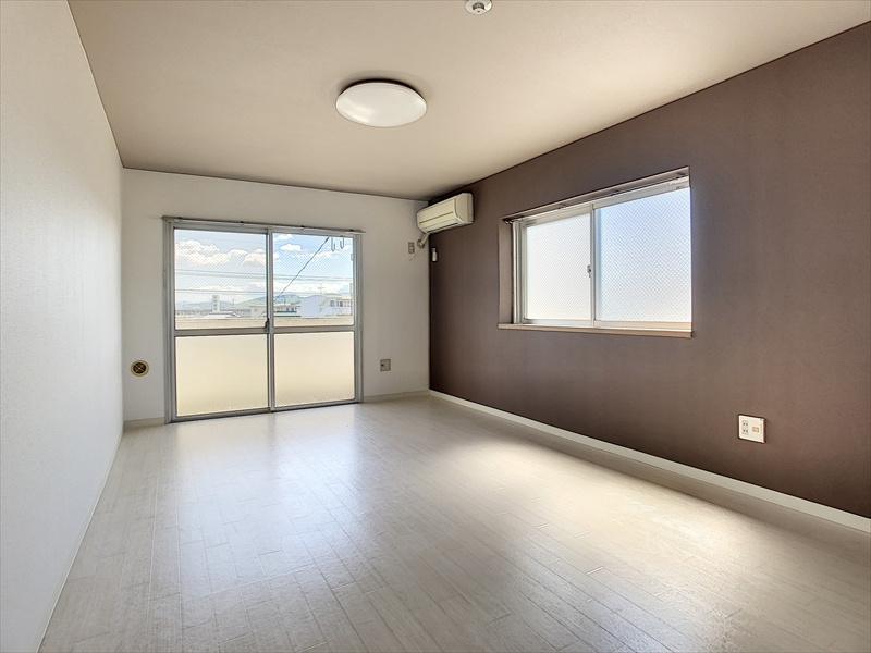 パークウェイ高島