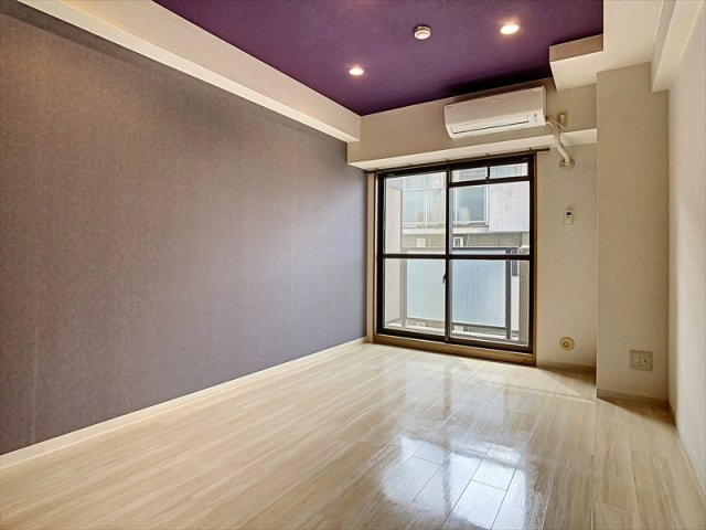 ジュネス医大東の居間・リビング