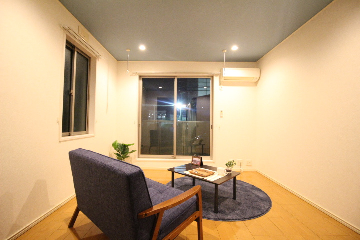 プリムールの洋室