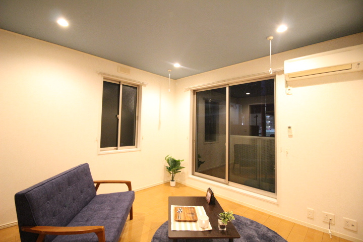 プリムールの洋室