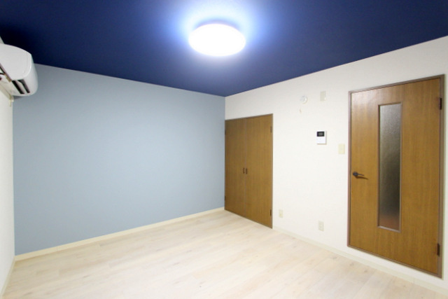 ワンダースメゾン青江の洋室