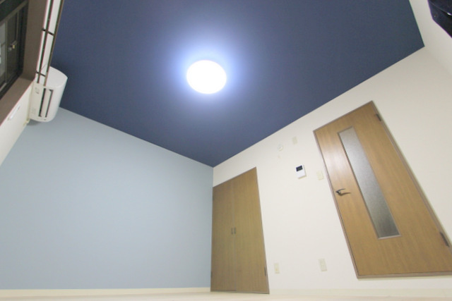 ワンダースメゾン青江の洋室