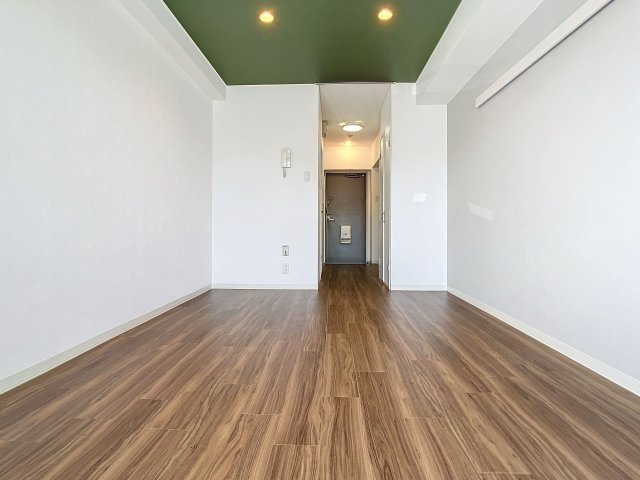 ソレイユアイワの居間・リビング