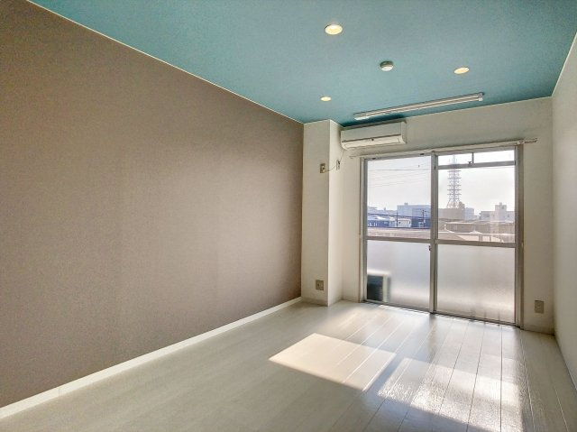 ソレイユアイワ