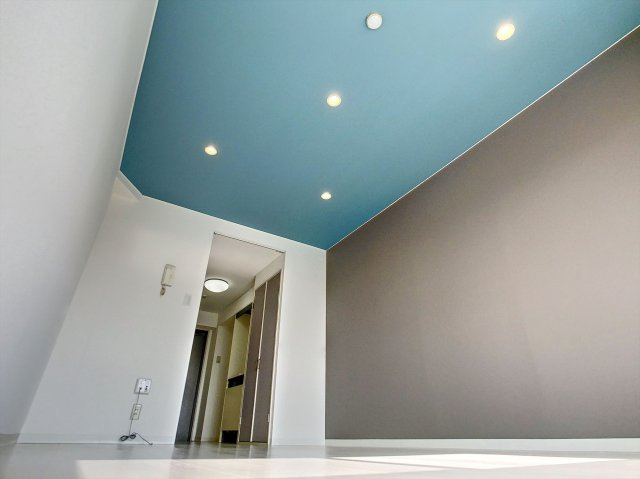 ソレイユアイワの居間・リビング