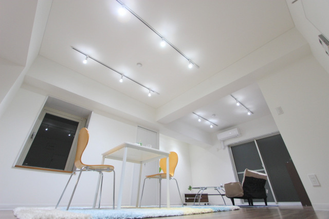 SUNGARDEN野田屋町の居間・リビング