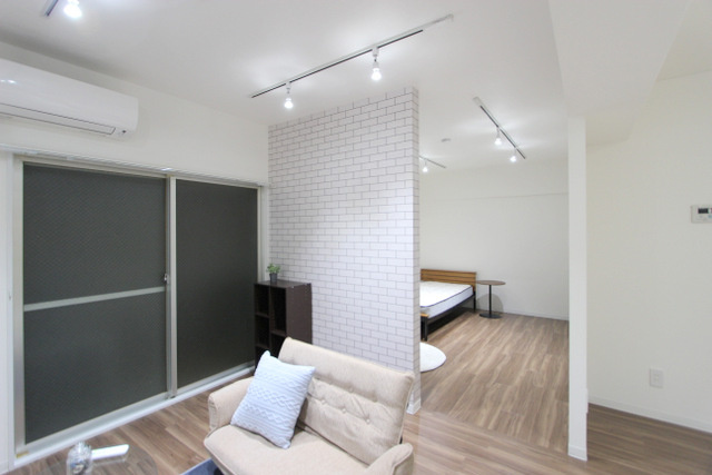 SUNGARDEN野田屋町の洋室