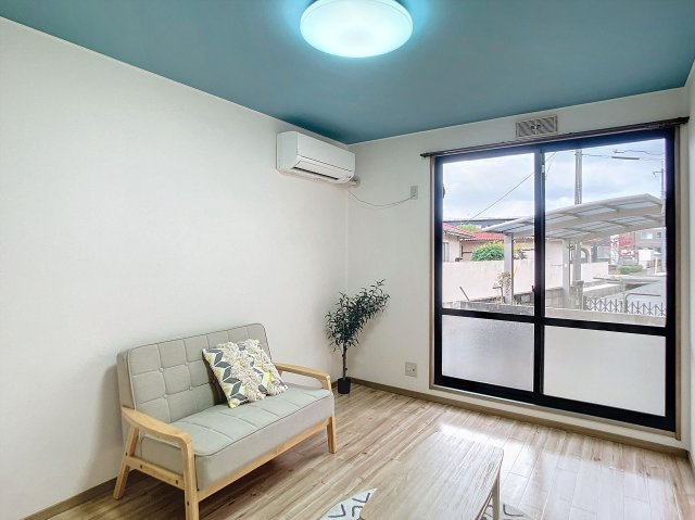 ウィンディア湊Ⅰの居間・リビング|家具はイメージです。