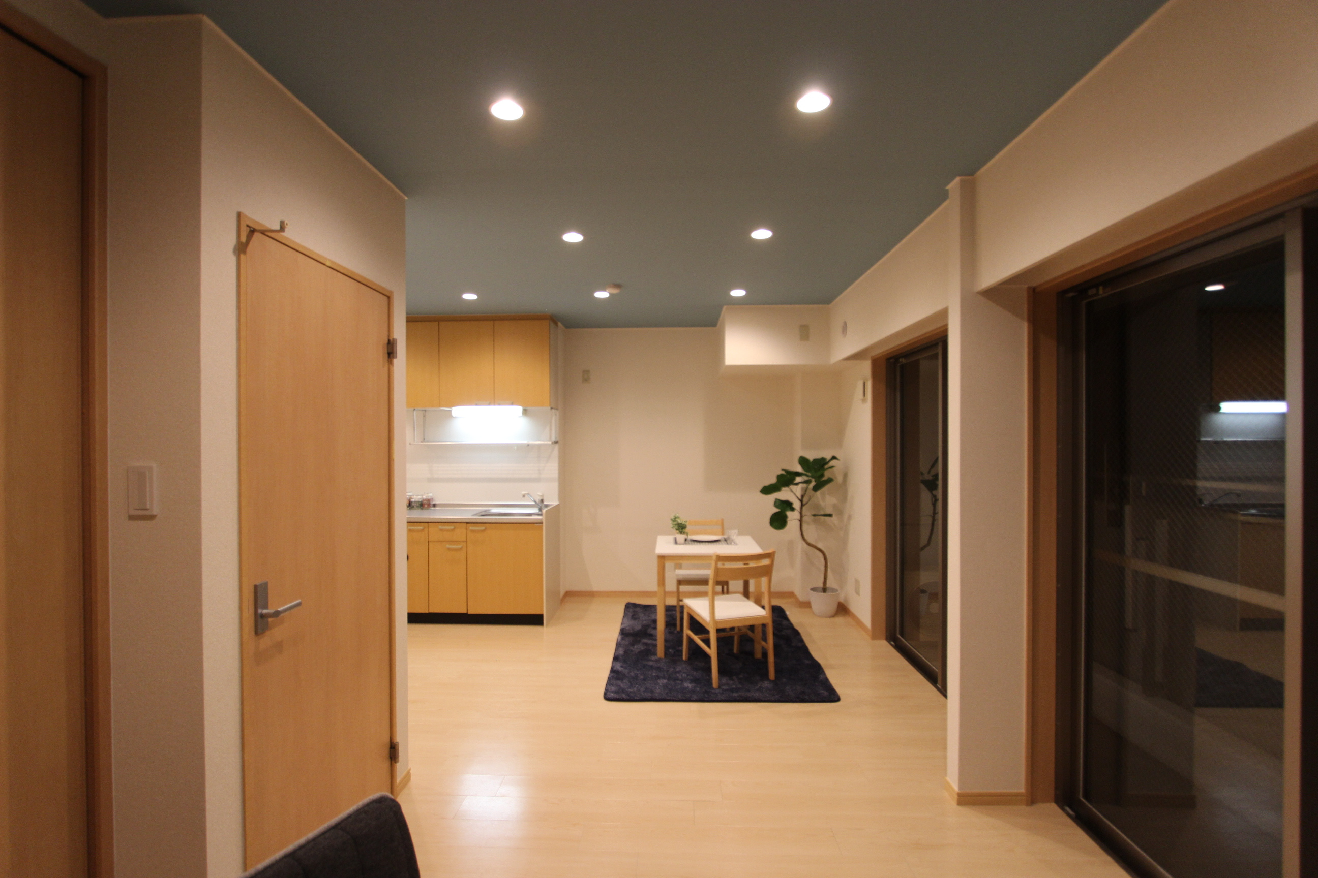 谷万成プリーモの居間・リビング