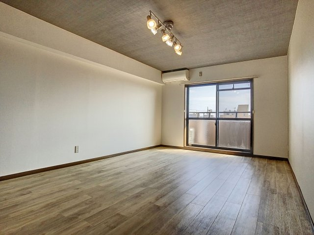 サンガーデン青江Ⅱの洋室