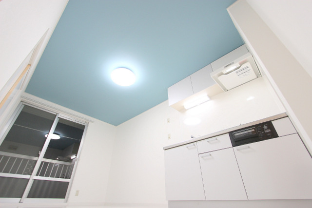 コーポラス福成の居間・リビング