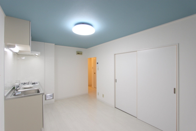 コーポラス福成の居間・リビング