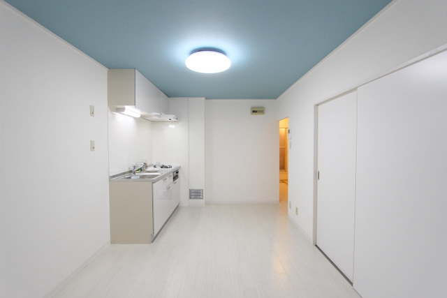 コーポラス福成の居間・リビング