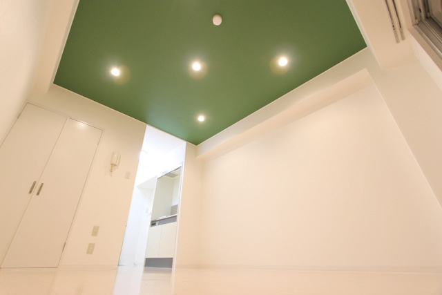 ソレイユアイワの居間・リビング