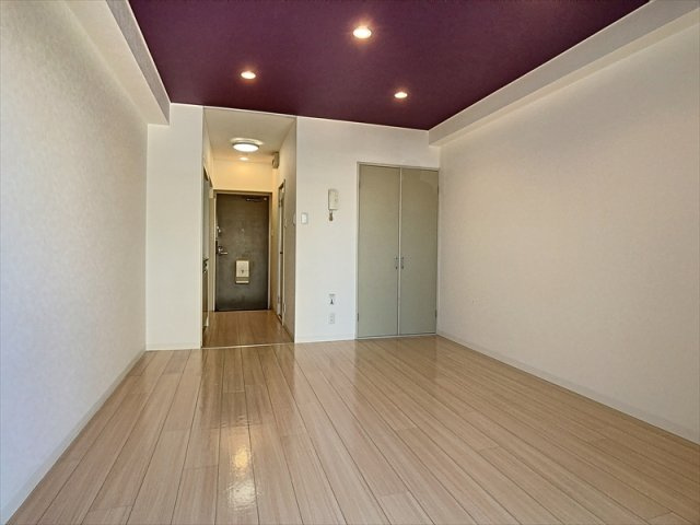 ソレイユアイワの居間・リビング