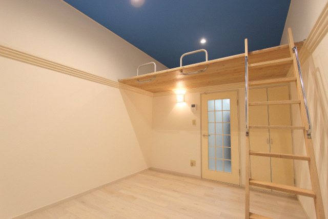Re'cente614の居間・リビング