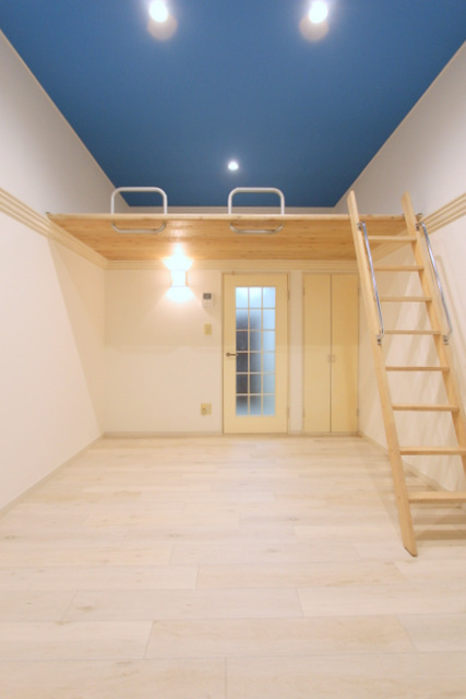 Re'cente614の居間・リビング