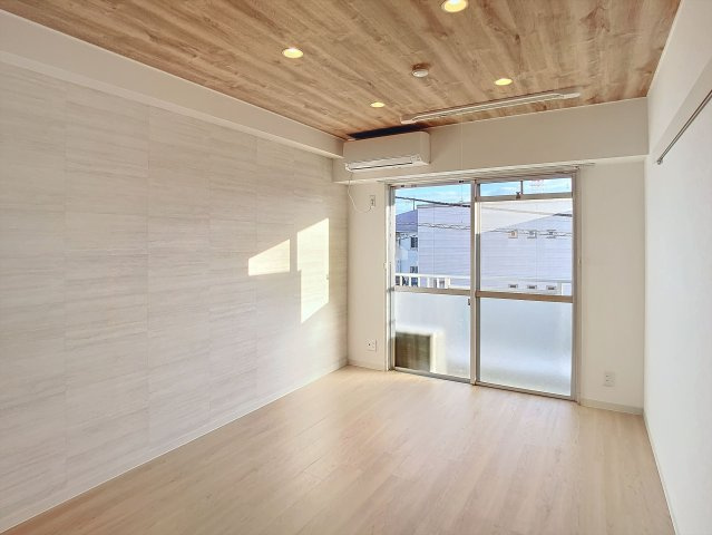 ソレイユアイワ