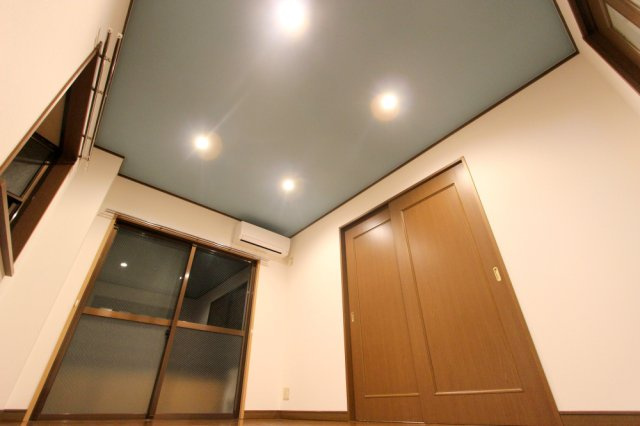 フローリス横井