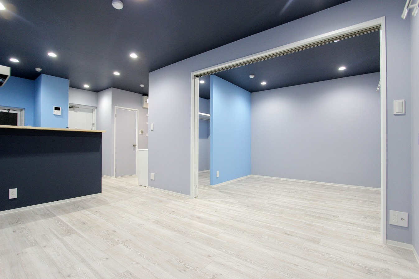 メゾン富田の洋室