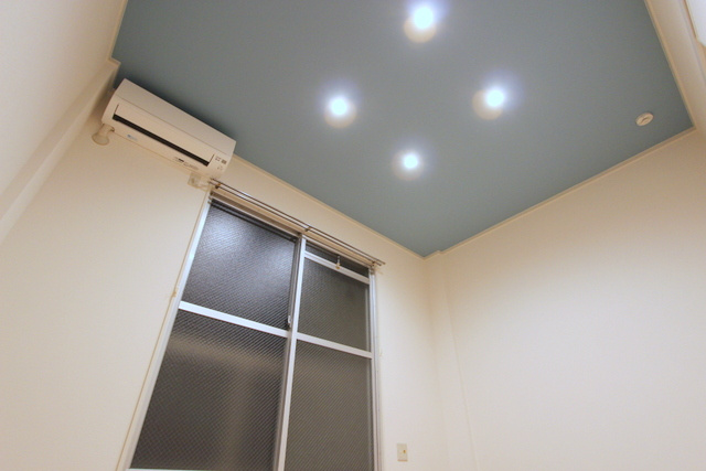 アーバン椋木の洋室