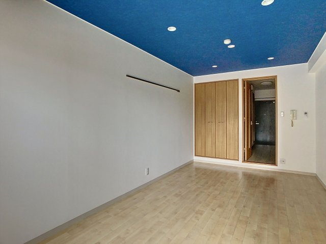 ルマンジュ平和の洋室