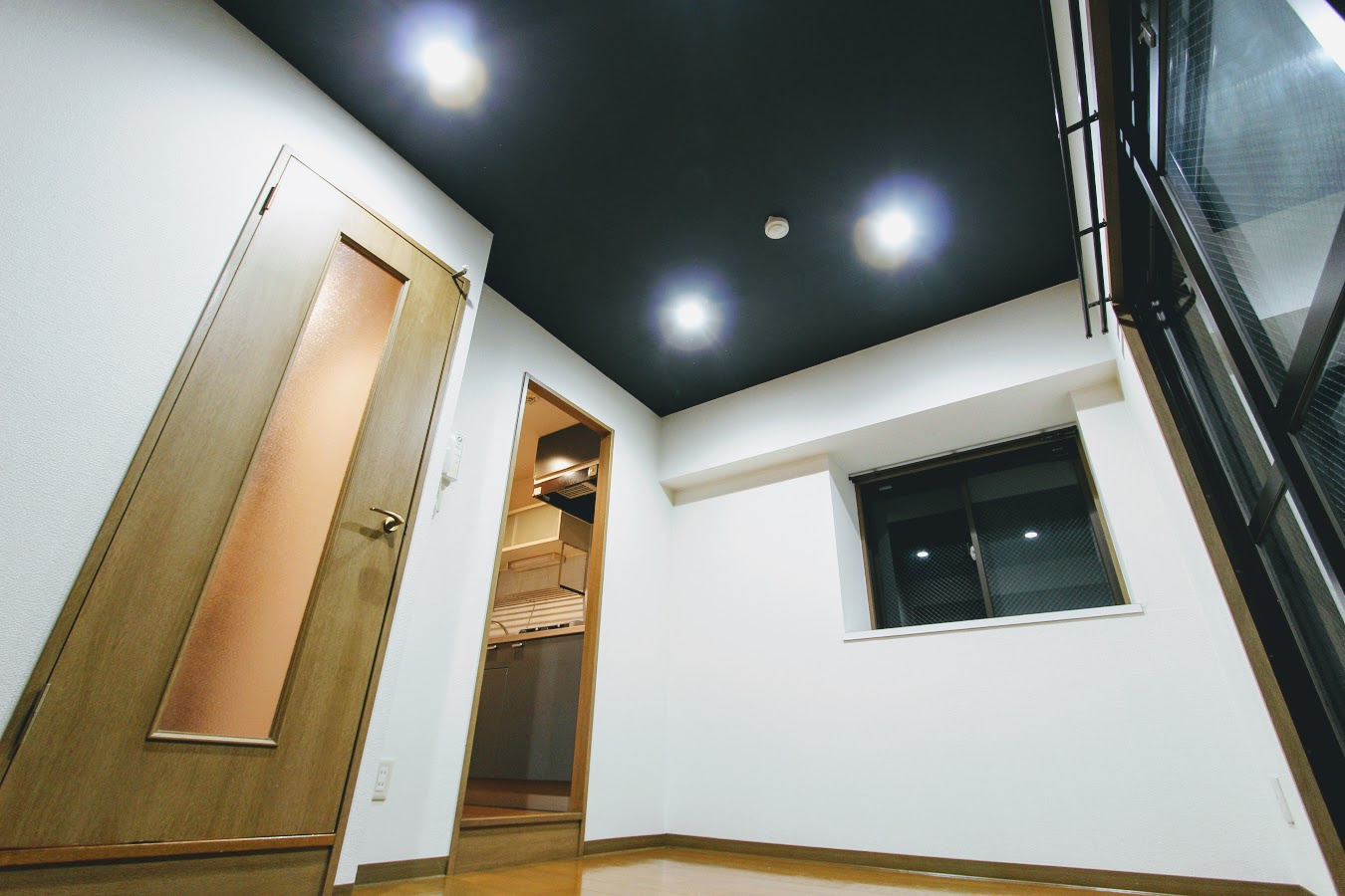 ジュネス医大東の洋室