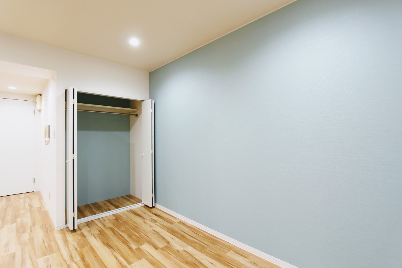 コニファープラザ新福の居間・リビング