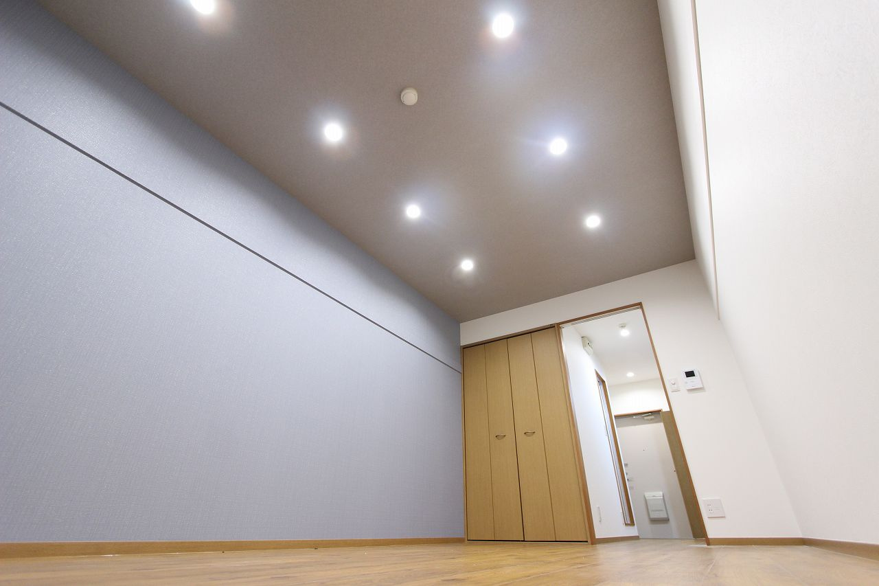 ユニバーシティハウス