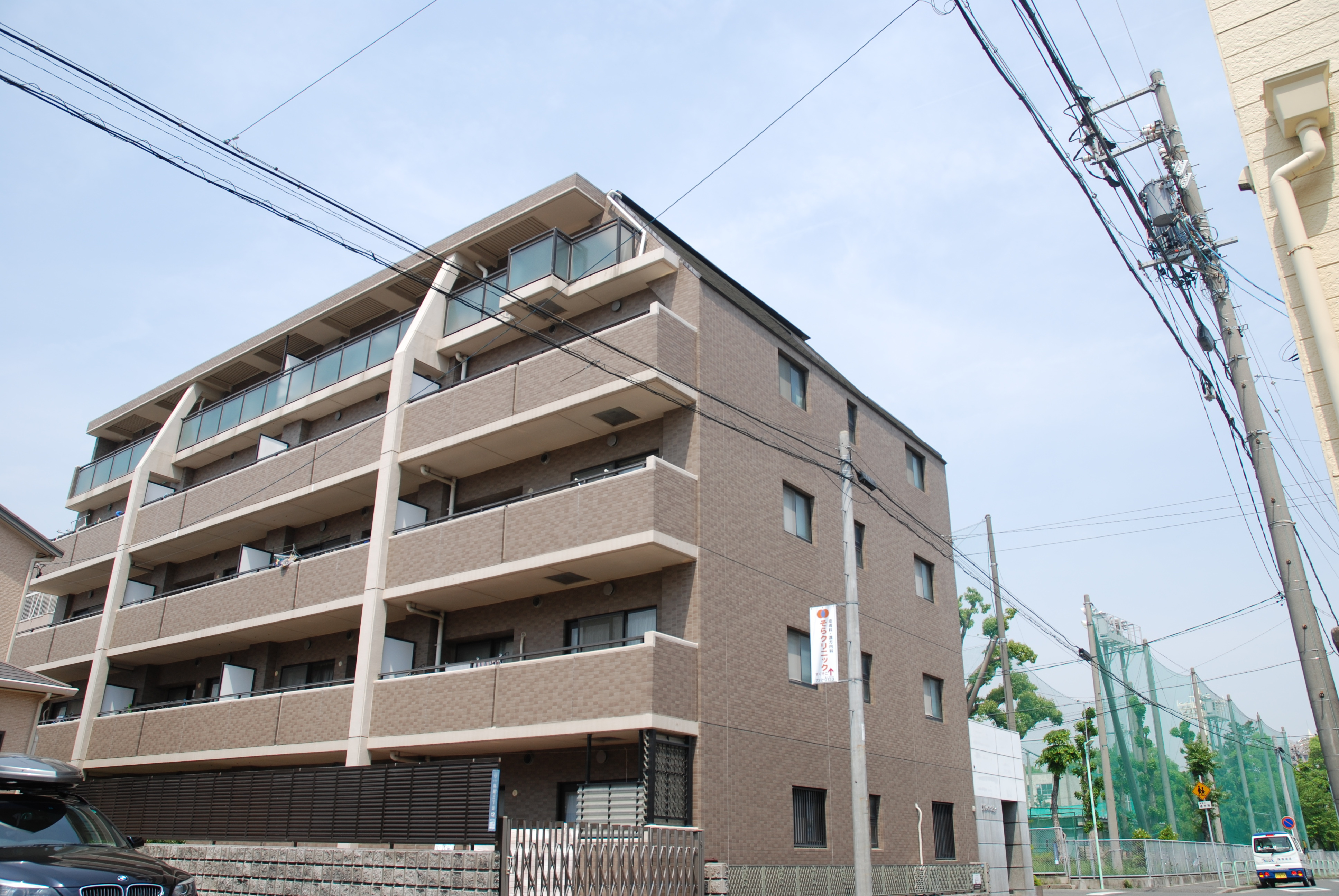 ラヴェーヌつるまい
