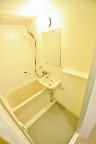 ハイムアヴィロード203