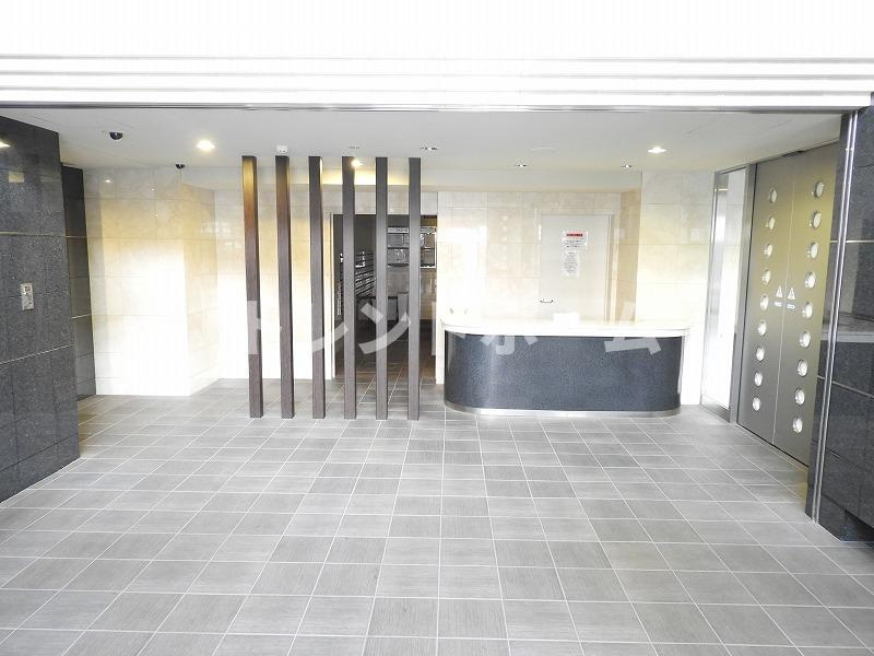 エステムプラザ心斎橋EAST IVブランディアのエントランス|選べる家電プランあり！！