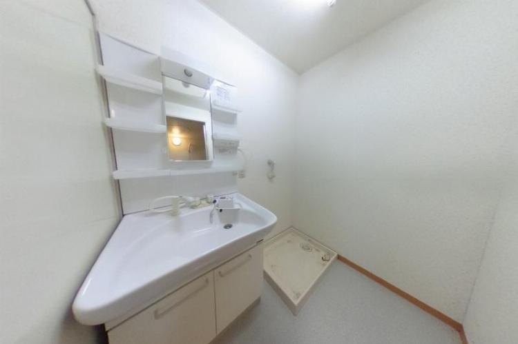 エスタンシアの独立洗面台|物件の画像8