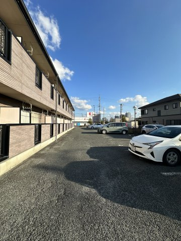 グリーンフィールズ大進の駐車場