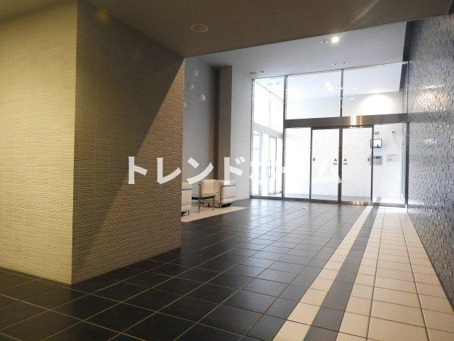 エスリード大手前のエントランス|選べる家電プランあり！！