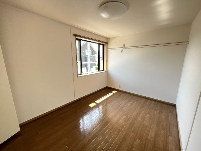 カーサ150　B棟の洋室