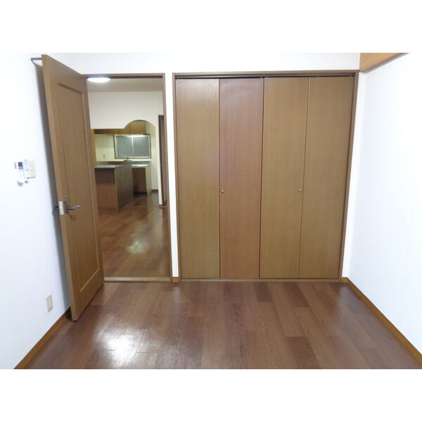 プリンセス瓦町の収納